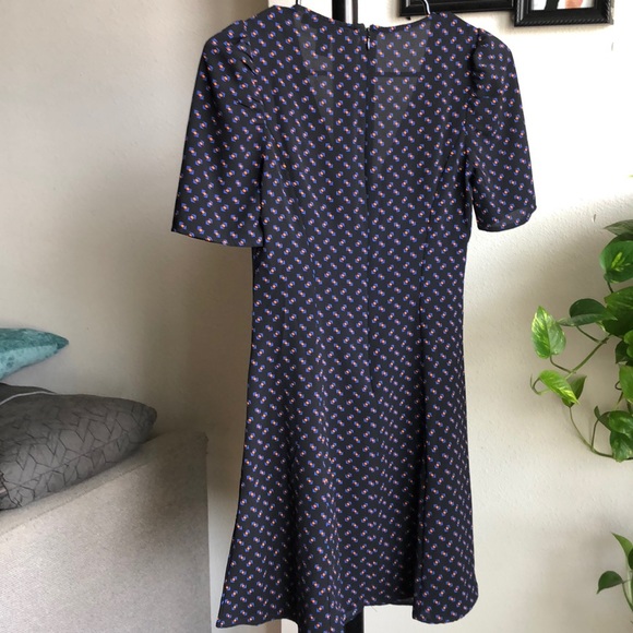 Forever 21 patterned dress - Picture 3 of 3